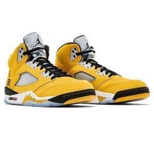 Jordan Kids Sneakers in Yellow and Black